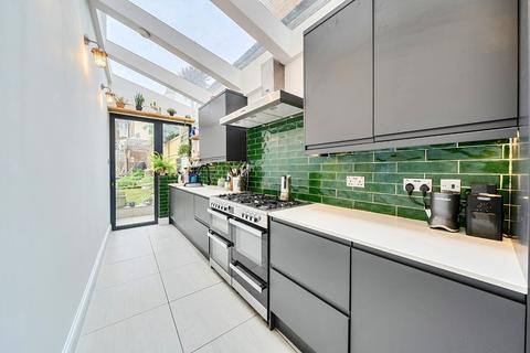 5 bedroom terraced house for sale, Kingscourt Road, Streatham, London, SW16