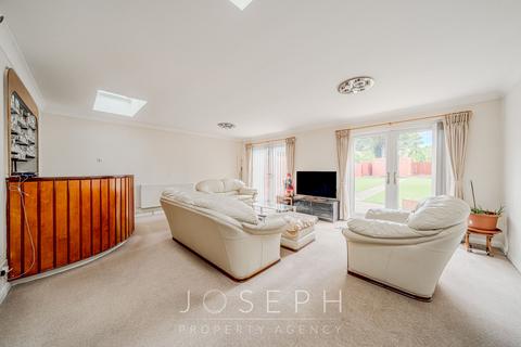 4 bedroom detached house for sale, Norwich Road, Ipswich, IP1