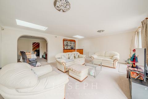 4 bedroom detached house for sale, Norwich Road, Ipswich, IP1