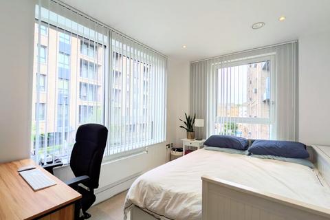 2 bedroom flat for sale, Aurora Point, Winchester Square, London, SE8