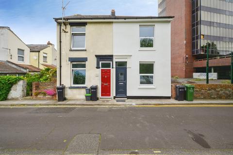 2 bedroom semi-detached house for sale, Mills Road, Portsmouth