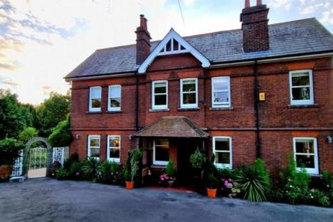 undefined, Oulton Road, Stone
