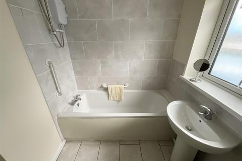1 bedroom flat for sale, Sunnyhill, Llanelli