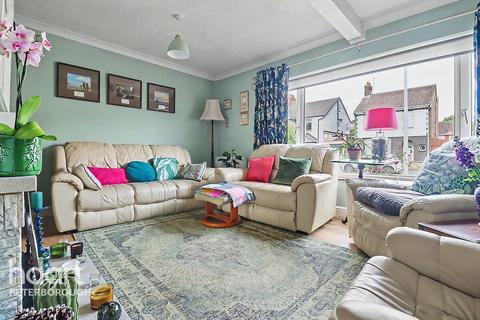 3 bedroom detached bungalow for sale, Priory Road, Peterborough