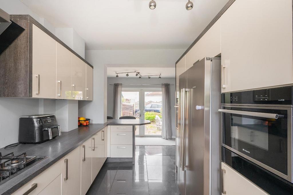Mangotsfield Road, Mangotsfield - View 3