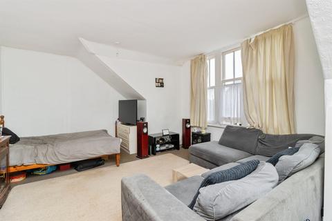 Studio for sale, Courtland Road, Paignton