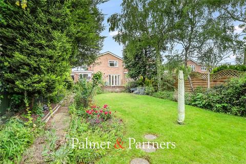 3 bedroom link detached house for sale, Sidmouth Road, Essex CM1