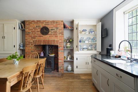 5 bedroom detached house for sale, Romden Road, Smarden
