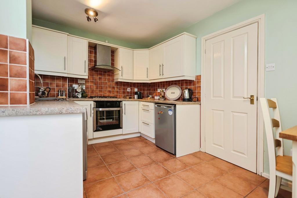 House in Birmingham, West Midlands - More