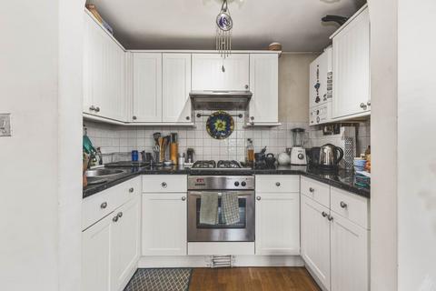 1 bedroom apartment for sale, Farnley Road,  SE25 6PA