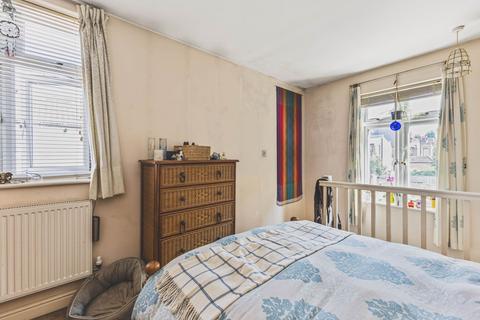 1 bedroom apartment for sale, Farnley Road,  SE25 6PA