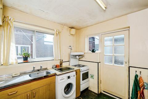 4 bedroom semi-detached house for sale, Bolsover Road, Worthing