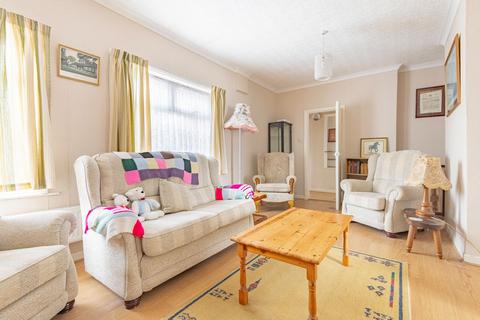 2 bedroom detached bungalow for sale, Blackheath Road, Lowestoft