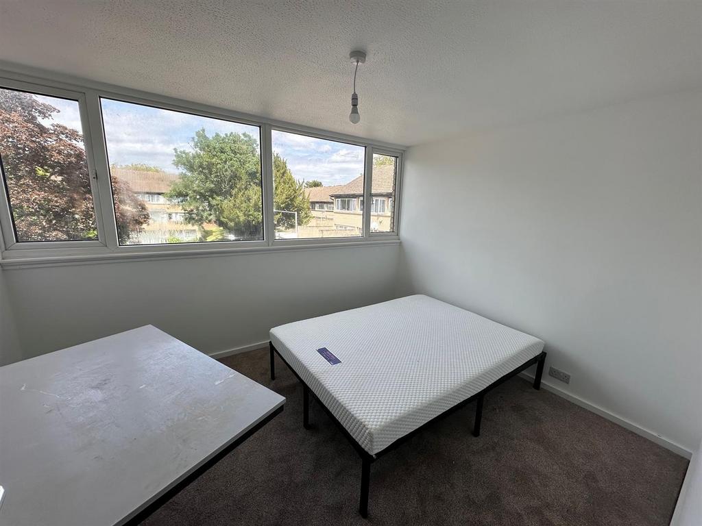 3 bedroom terraced house to rent – pohled 5