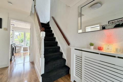 4 bedroom semi-detached house for sale, Hadzor Road, Oldbury