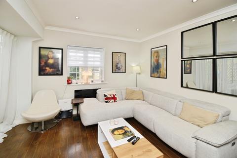 2 bedroom flat for sale, Elizabeth Fry Place, London, SE18