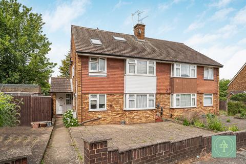 Gerrards Close, Southgate, London, N14