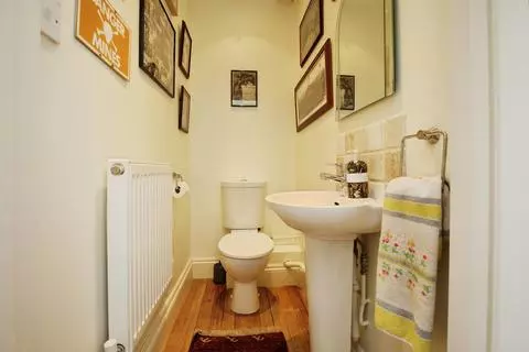 3 bedroom terraced house for sale - View 4