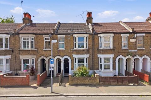 2 bedroom flat for sale, Francis Road, London E10