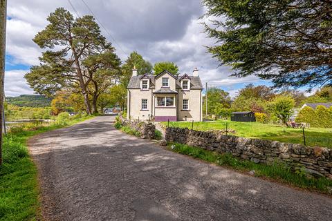 undefined, Kinlochard, Stirling