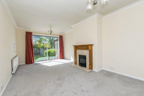 2 bedroom semi-detached house for sale, Highgate Avenue, Lepton, HD8