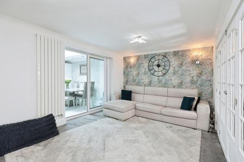 3 bedroom semi-detached house for sale, Combe Road, Watford