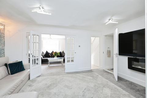3 bedroom semi-detached house for sale, Combe Road, Watford