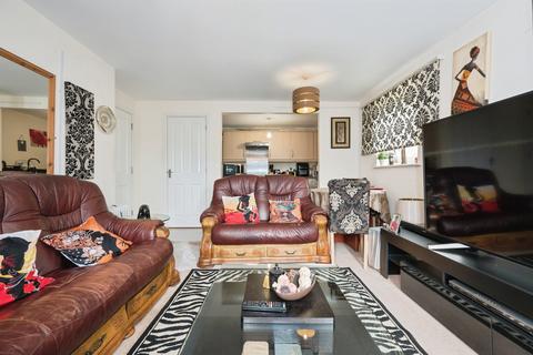 2 bedroom flat for sale, Alexander Square, Eastleigh