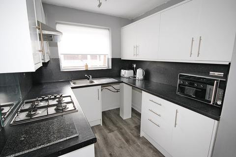 3 bedroom terraced house to rent, Mardale Avenue, Warrington, WA2