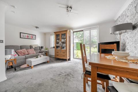 1 bedroom apartment for sale, Magpie Hall Lane, Bromley, BR2