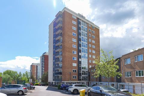 1 bedroom flat for sale, Lakeside Rise, Manchester M9