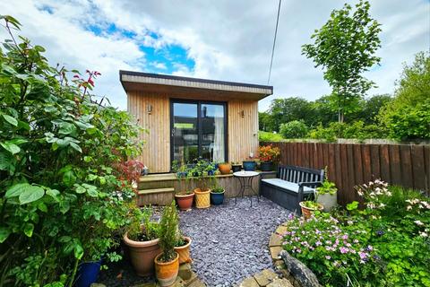 3 bedroom cottage for sale, The Street, North Nibley, Gloucestershire