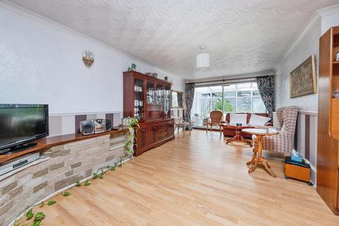 4 bedroom bungalow for sale, Woodrush Close, Beanhill, Milton Keynes