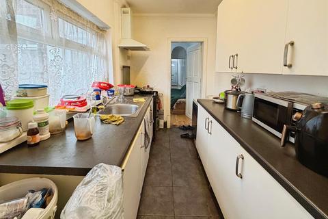 3 bedroom terraced house for sale, Derwent Street, Stoke-On-Trent