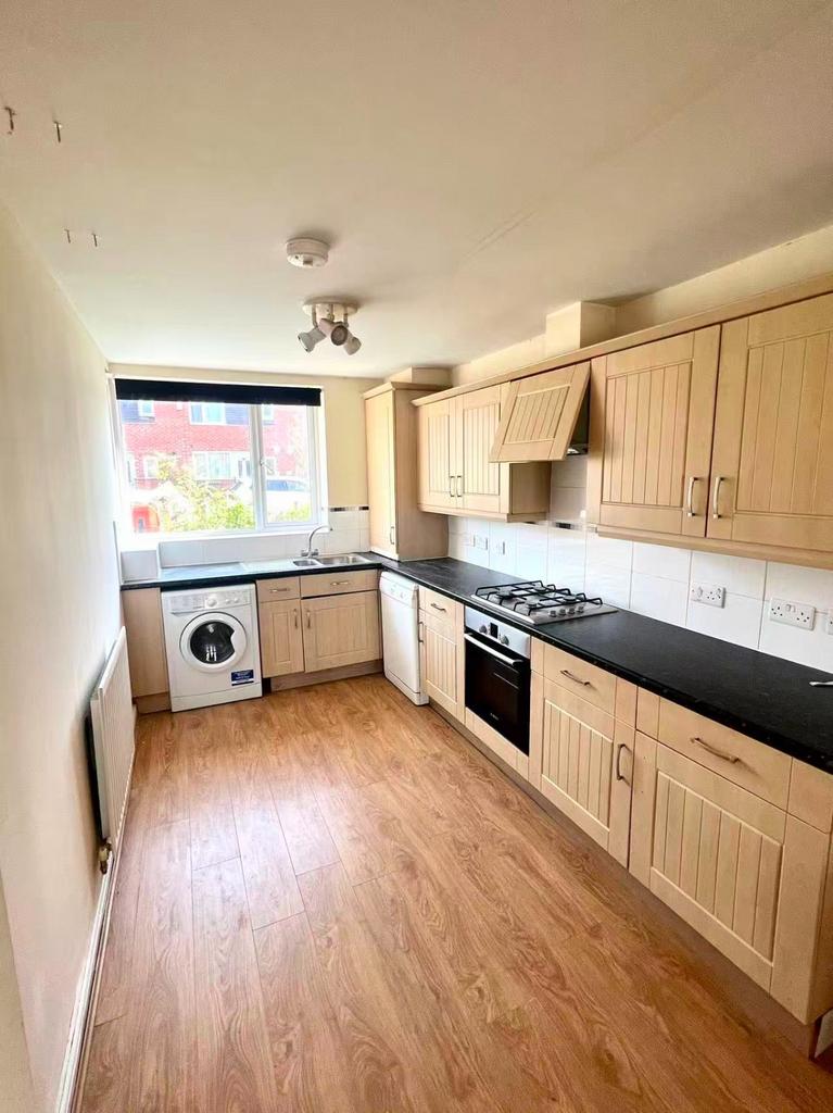 House in Manchester, Victoria Park, Ardwick - View 4