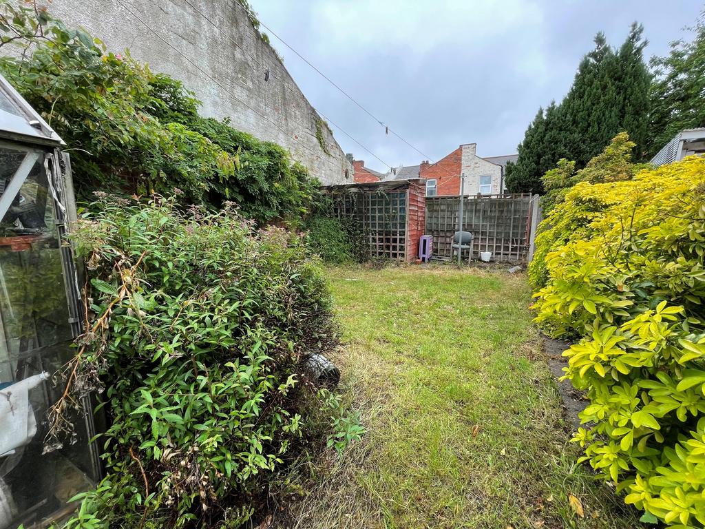 House in Sandwell, West Midlands - View 2