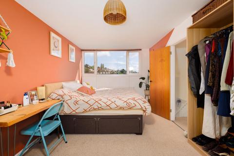 3 bedroom maisonette for sale, Lovelinch Gardens, Long Ashton