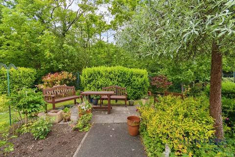 1 bedroom flat for sale, Lugtrout lane