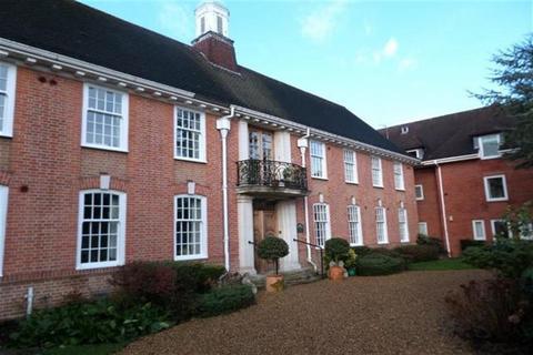 undefined, 18 Belvedere Court, High Street EN11