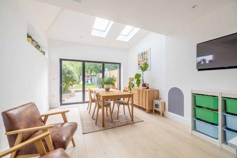 3 bedroom semi-detached house for sale, Milner Road, Burnham SL1
