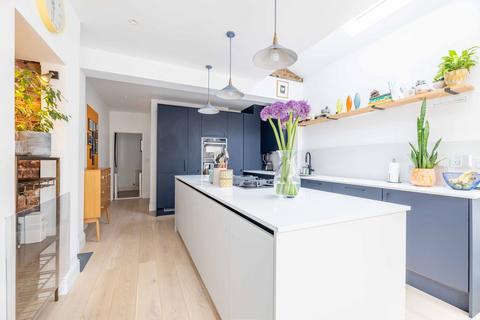 3 bedroom semi-detached house for sale, Milner Road, Burnham SL1