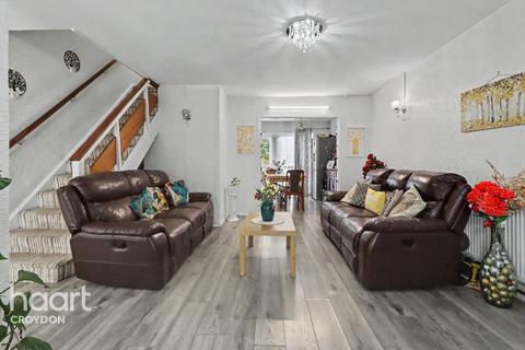 Pixton Way, Croydon