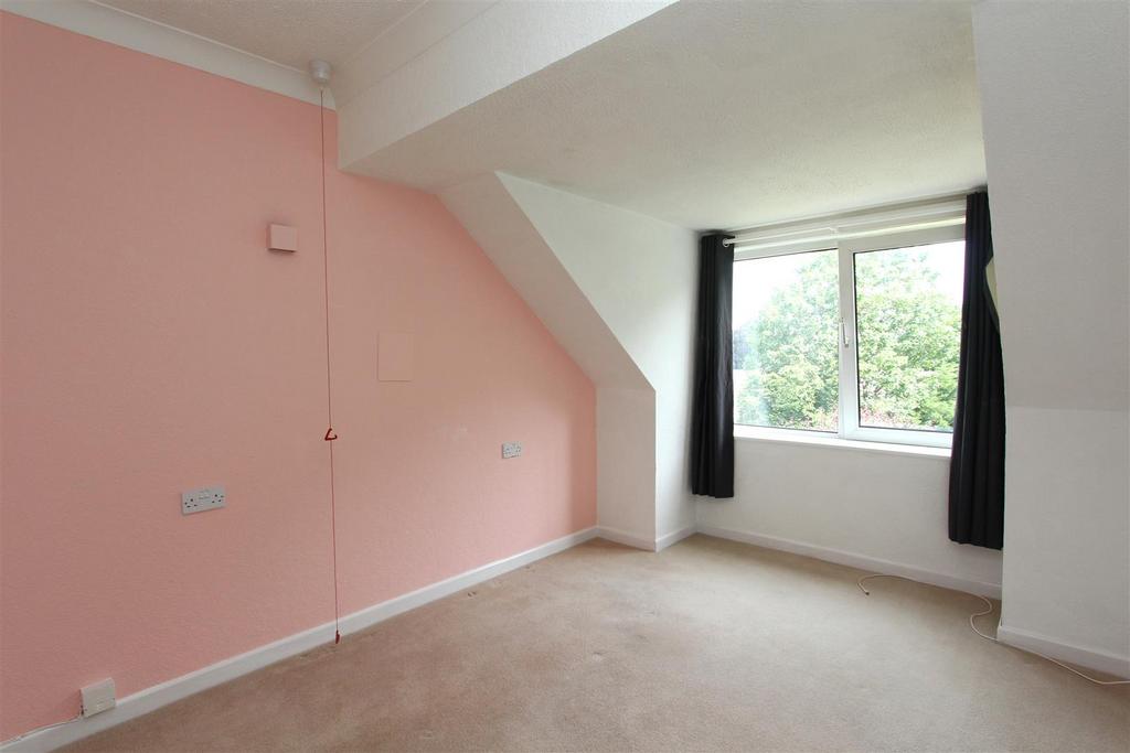 House in Bristol, Bath and North East Somerset - More