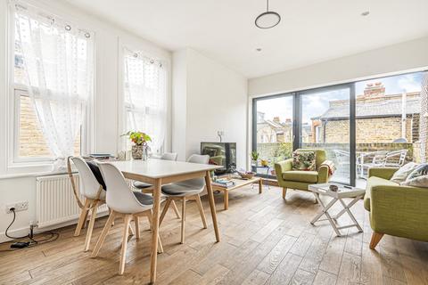 Strathleven Road, London, SW2