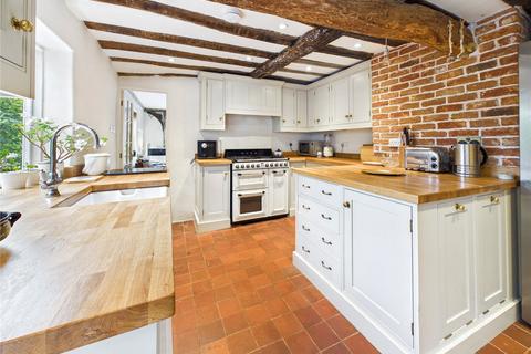 3 bedroom terraced house for sale, East Street, Coggeshall, Colchester, CO6