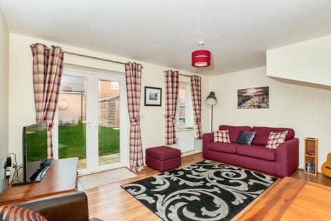 3 bedroom house to rent, Appledine Way, Bedford, MK41