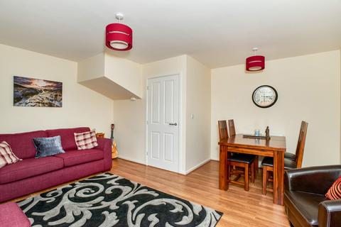 3 bedroom house to rent, Appledine Way, Bedford, MK41