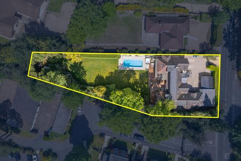 6 bedroom detached house for sale, Devenish Road, Sunningdale