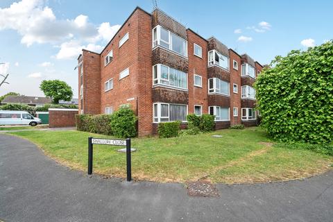 1 bedroom flat for sale, Swallow Close, Hampshire PO9
