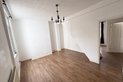 3 bedroom semi-detached house for sale, Pemberton Street, Rushden